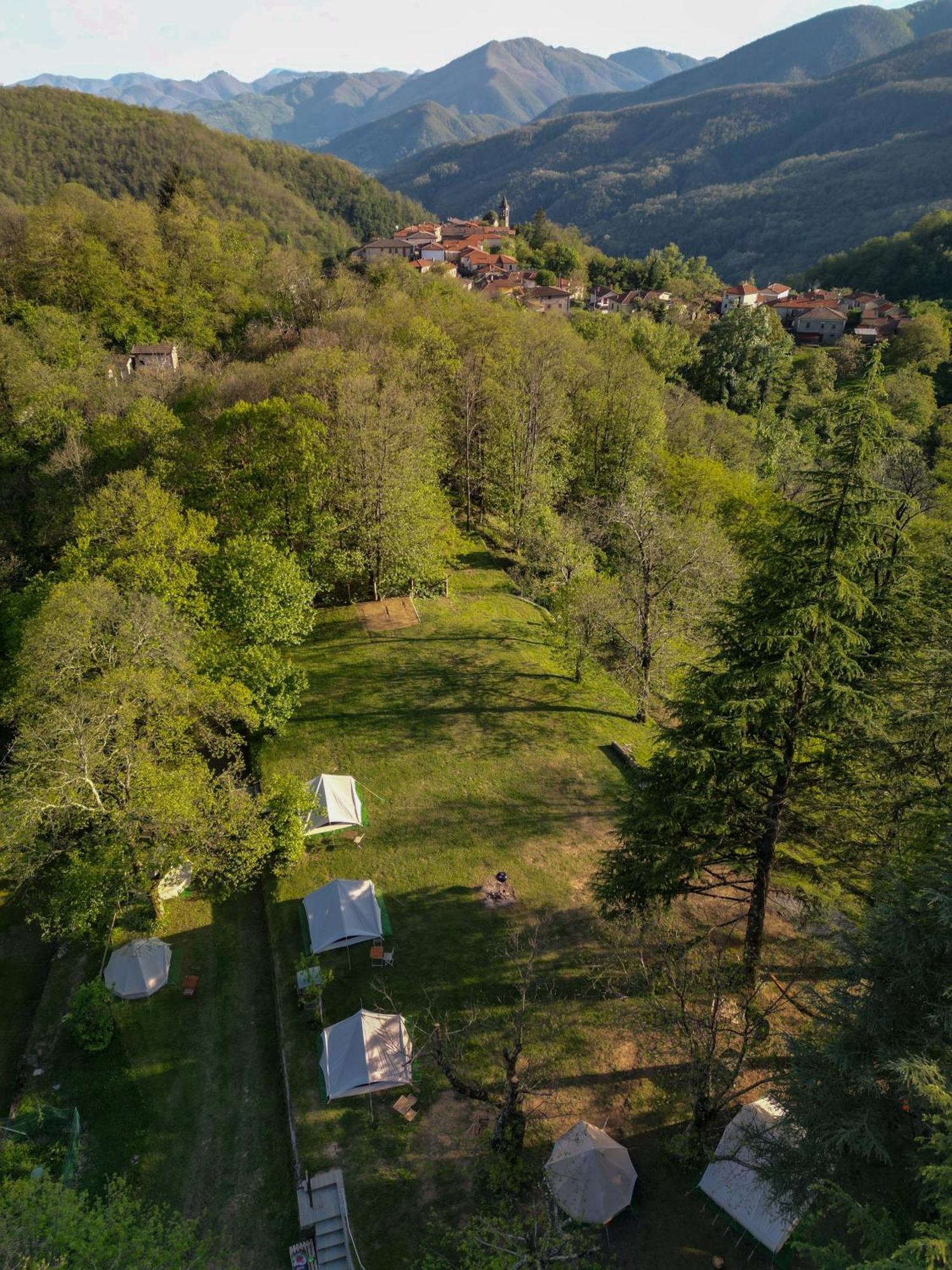 Camping Grondola - Federicofarm Pontremoli Rum bild